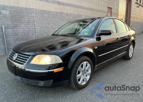 2003 Volkswagen Passat Gls z USA, uszkodzony, nr VIN WVWPD63B03P253883